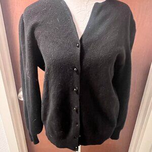 VINTAGE 1980’s Wool & Angora Petite Sweater